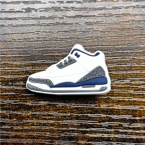 Jordan 3 Retro Wizards Croc Charm